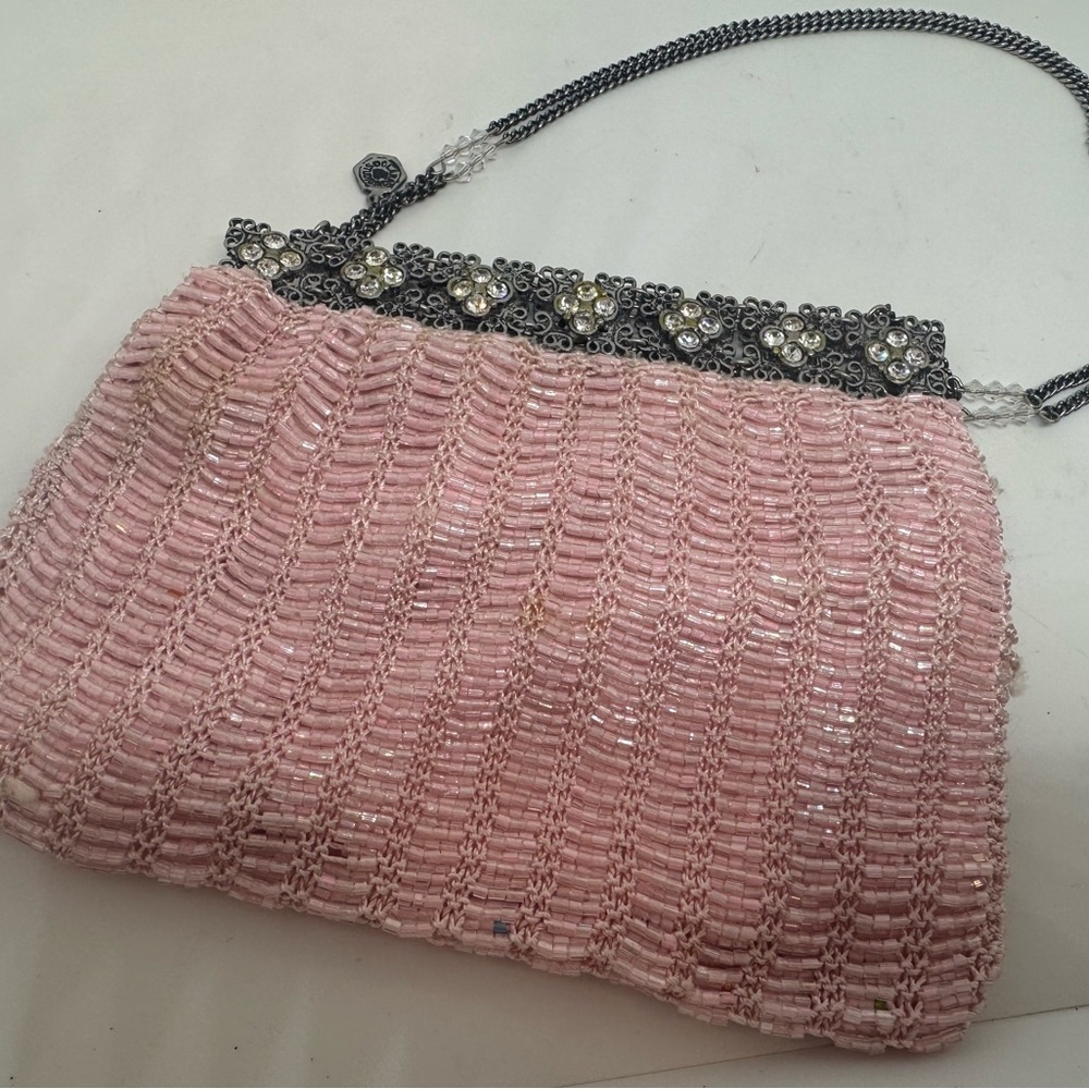 Clara Kasavina designs Chic Pink Beaded Clutch with Silver Accents